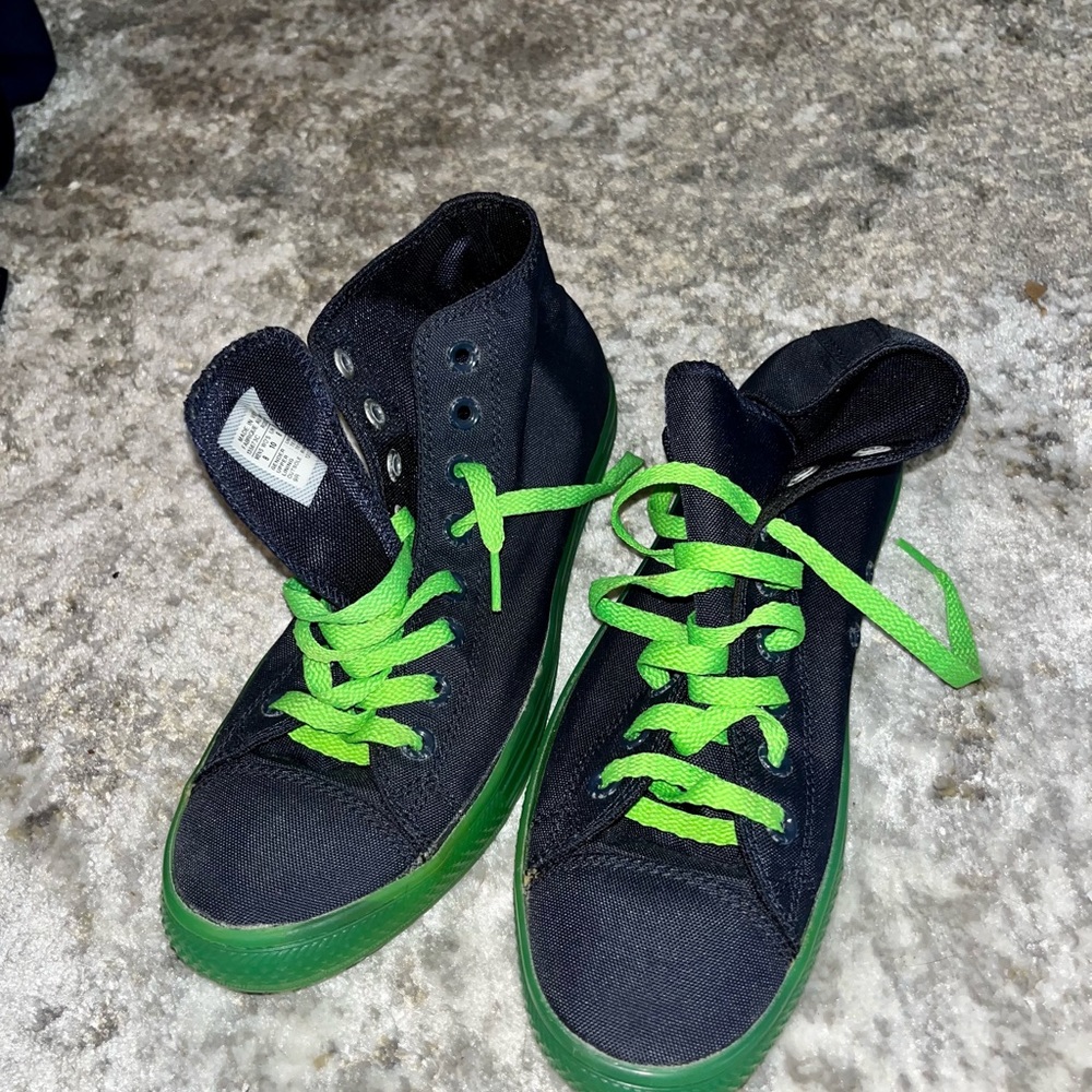 Dark blue, nylon water, resistant, green fluorescent sole converse all-star 8 10